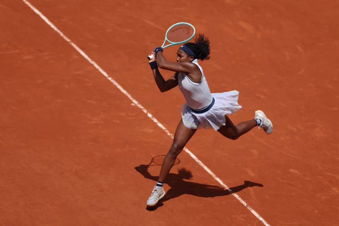 尤为引人关 尤为引人关