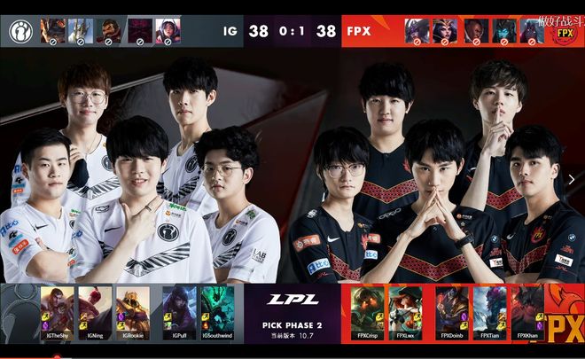 出的足球运 出的足球运