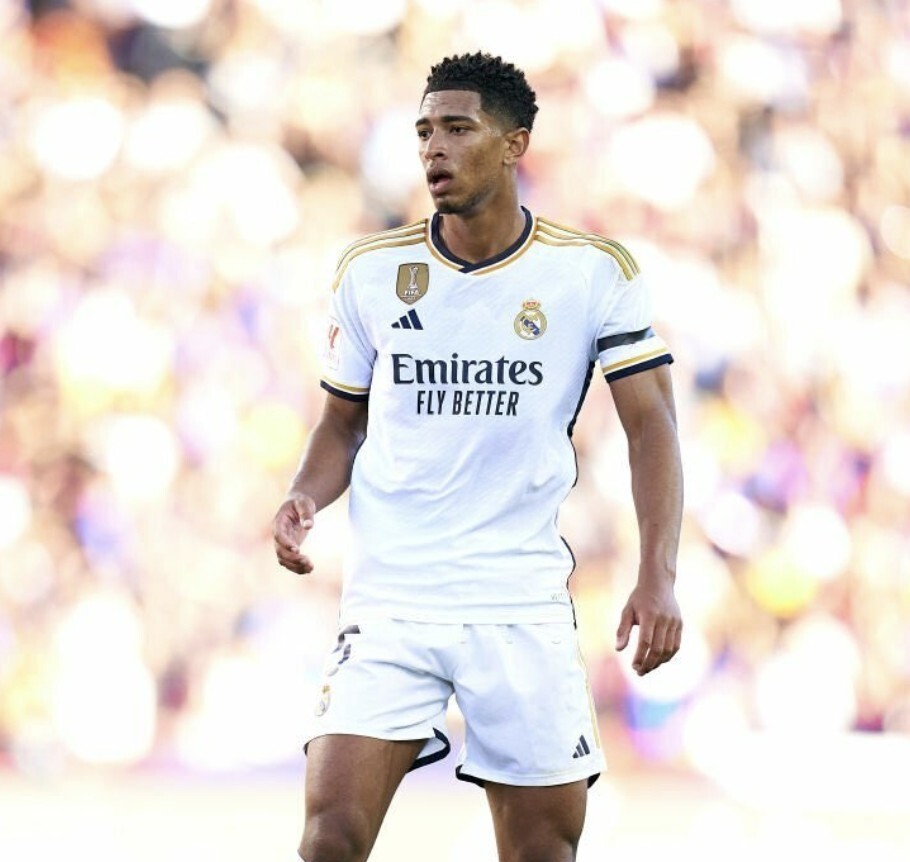 伯恩茅斯的 伯恩茅斯的